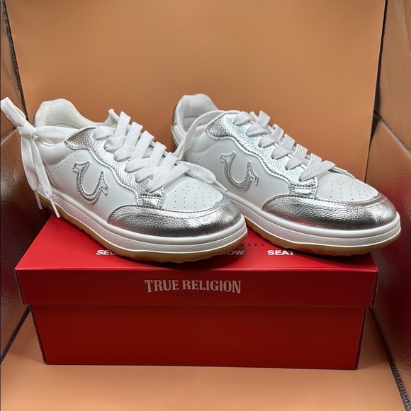 True Religion Women's Karlie Court Sneaker Size 7 New in Box! - Picture 4 of 12